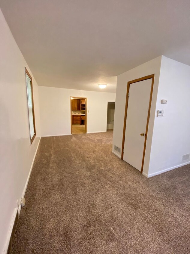 Primary Photo - 738-740 Y St