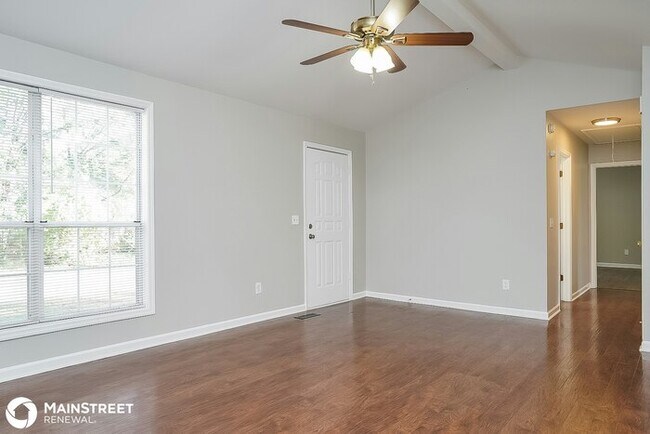 Foto del edificio - 101 Cassie Bell Dr, Nashville, TN 37138