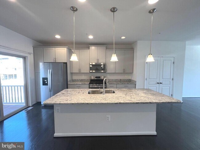 Foto del edificio - 620 Shore Forest Dr
