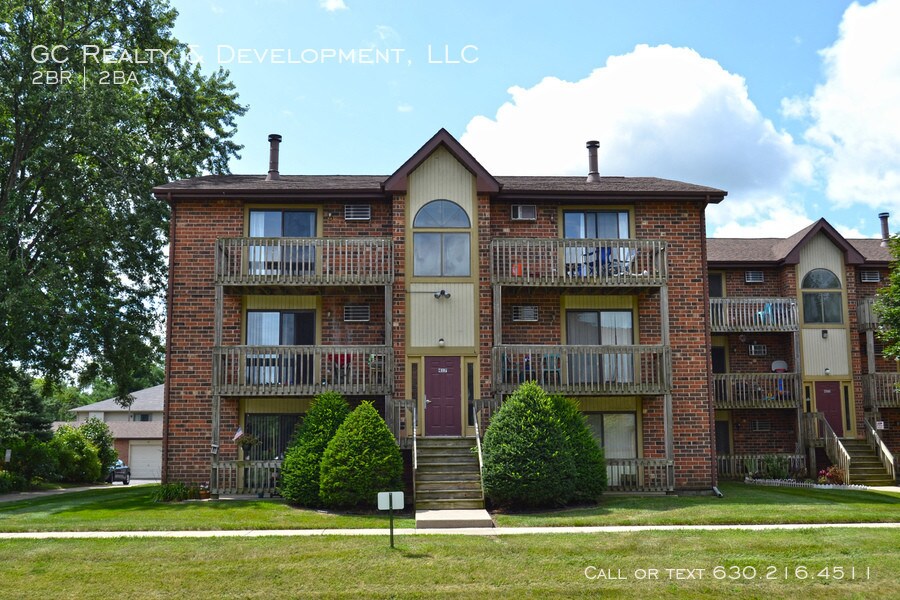 Primary Photo - 417 Berkshire Dr