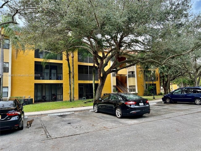 Building Photo - 3858 Coral Tree Cir