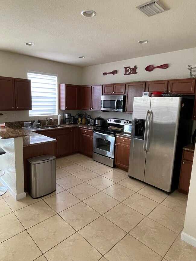 Foto del edificio - 23432 SW 113th Ave