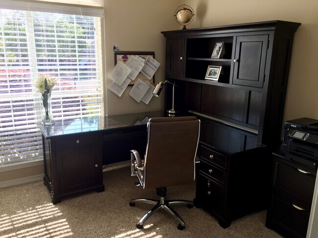 Foto del edificio - 27094 Stratford Glen Dr