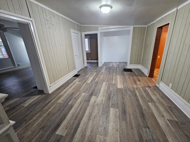 Foto del edificio - 229 Buckingham St