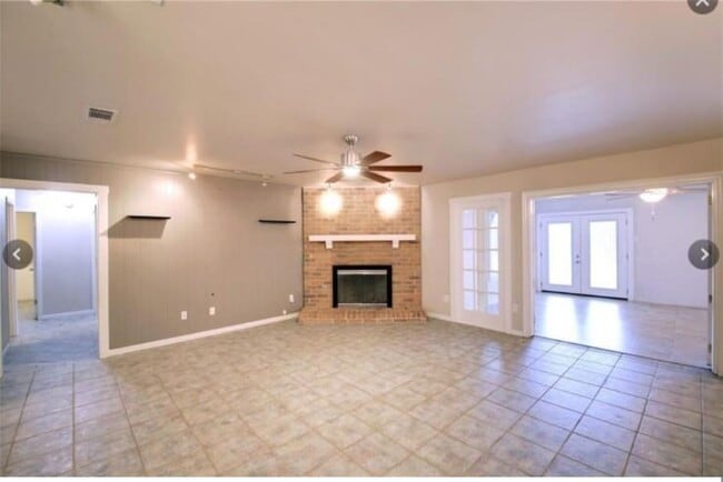 Building Photo - 6104 Bridlington Cir