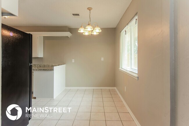 Foto del edificio - 1004 NW 19th St