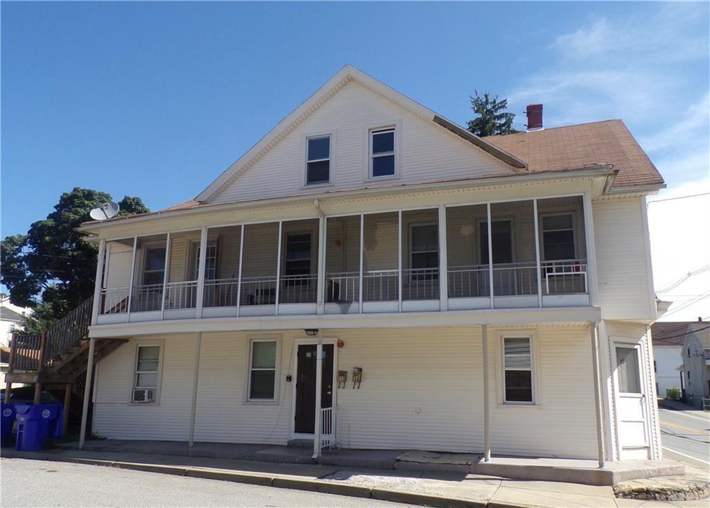 34 Wakefield St, West Warwick, RI 02893 Room for Rent in West Warwick