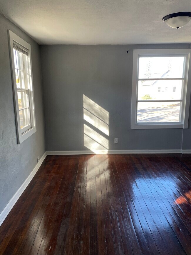 Foto del edificio - 706 E Saint Germain St