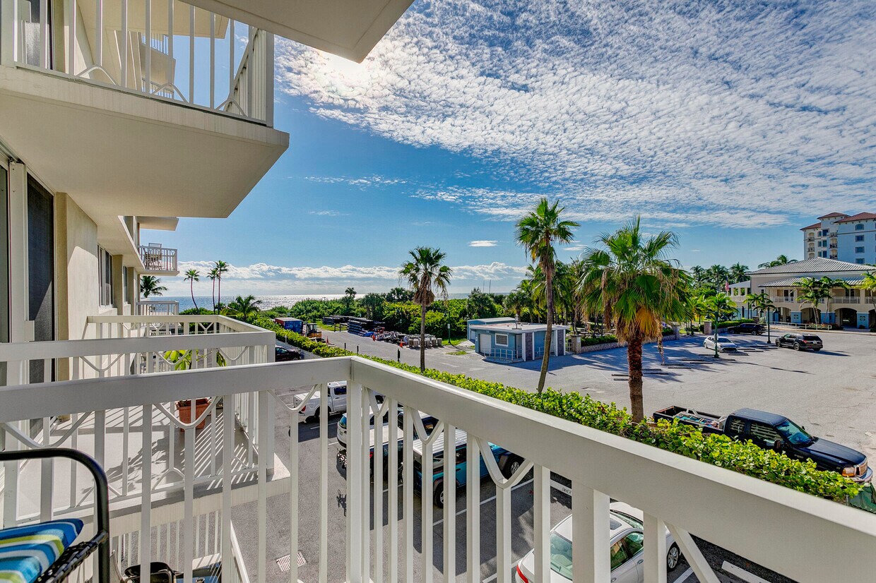 125 S Ocean Ave Unit 306, Palm Beach Shores, FL 33404 Condo for Rent