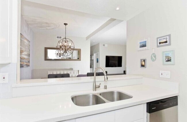 Dining Room - 2218 River Run Dr