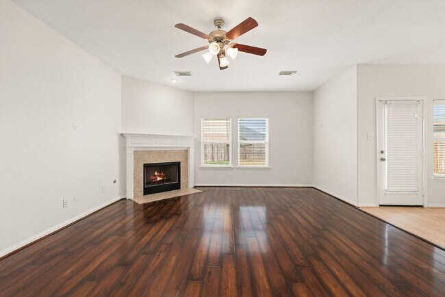 Building Photo - 21426 Venture Park Dr