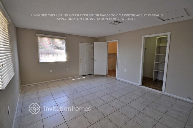 Foto del edificio - 7224 W North Ln