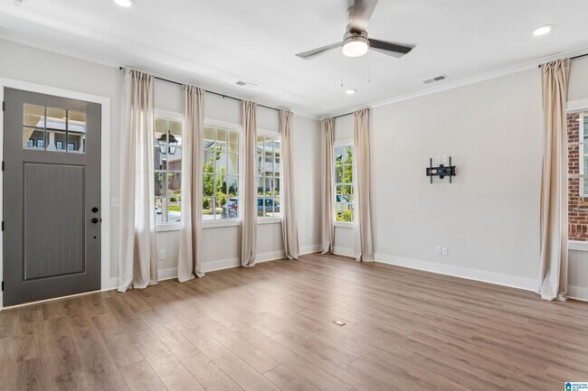 Foto del edificio - 4780 Silas Ave