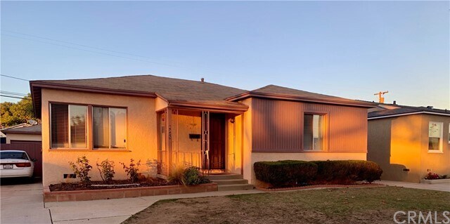 Primary Photo - 3325 Arbor Rd