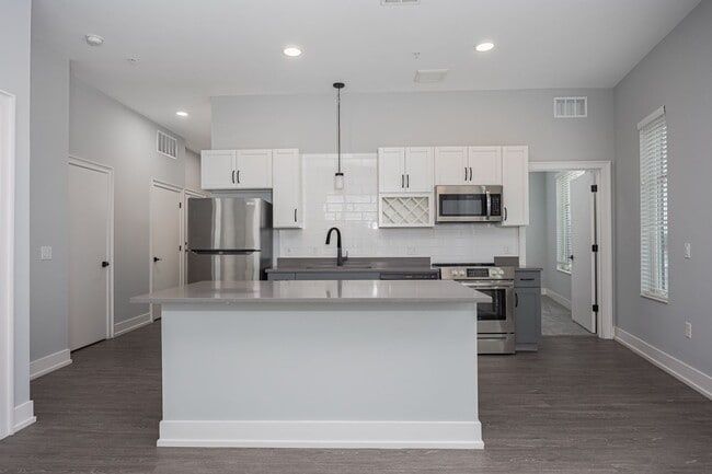 Interior Photo - The Frisbie