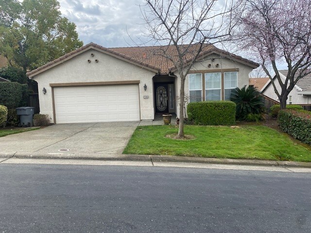 Foto principal - 2906 Greens Ct