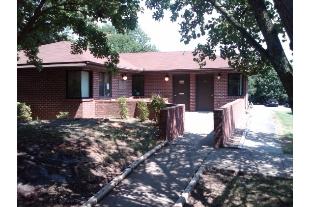Foto del edificio - Oak Hill Village II
