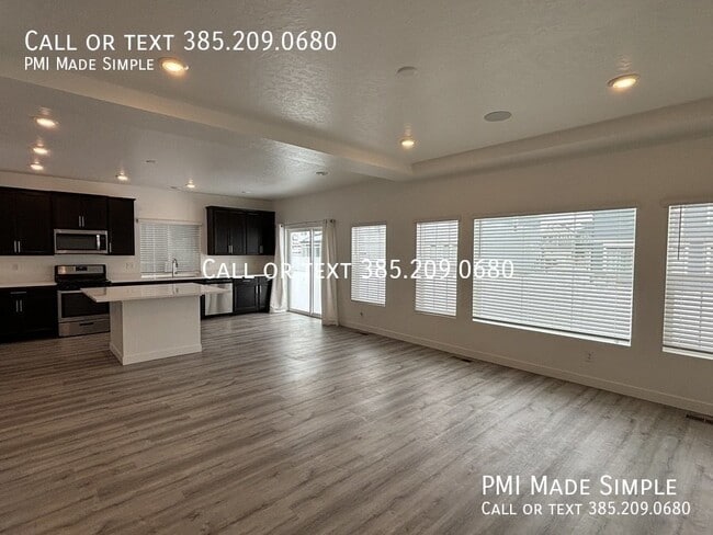 Building Photo - 4140 W Holbrook Way