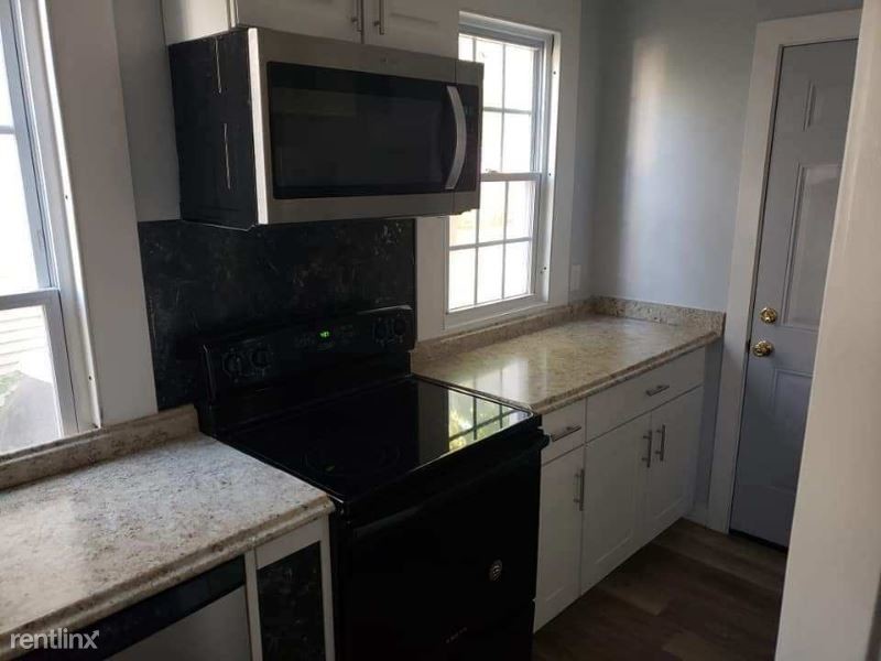 Foto principal - 632 Savin Ave