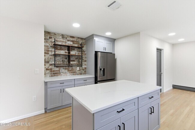 Foto del edificio - 257 Alexander Ave