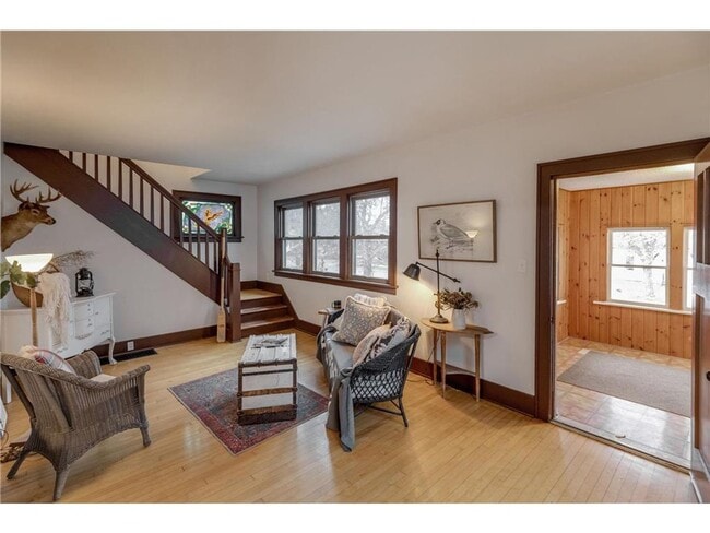 Building Photo - 2 Bedroom, 1 Bathroom Single-Family Home w...