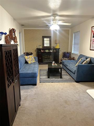 Foto del edificio - 725 Danish Dr