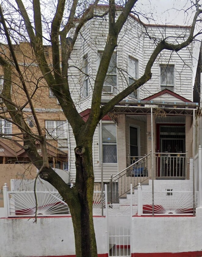 Photo - 1513 Commonwealth Ave (The Bronx, NY)