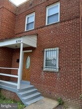 Building Photo - 6301 Southern Ave SE