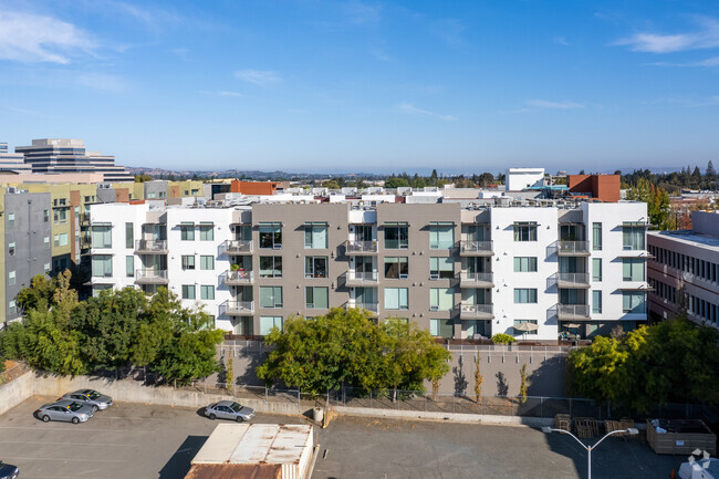 Building Photo - 555 Ygnacio Valley Rd
