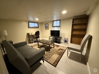 Building Photo - 3621 Orchard Ave