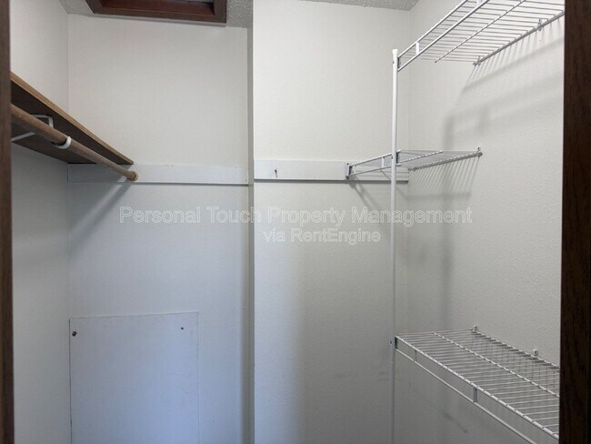 Foto del edificio - 2224-30 1/2 30 1/2 Ave S