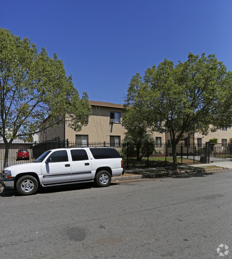 Foto del edificio - 914 S Gramercy Dr