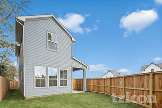 Interior Photo - Tricon Willow Creek