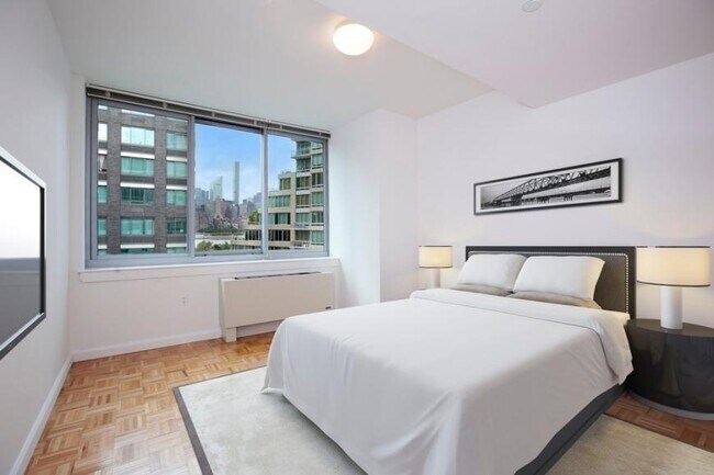 Building Photo - 0 bedroom in Long Island City NY 11109