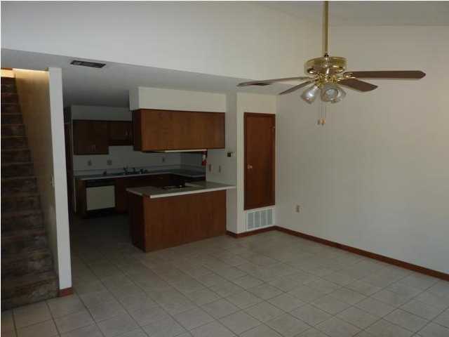 Foto del edificio - 136 Alder Ave SE