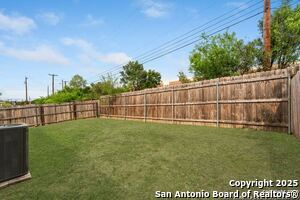 Foto del edificio - 13418 Baldwin Ridge