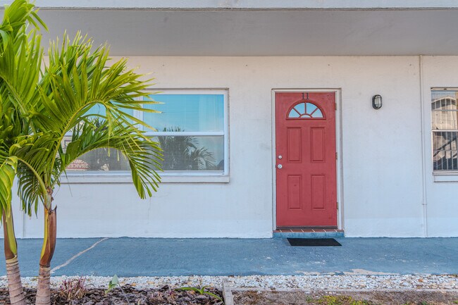 Foto del edificio - 5850 18th St N