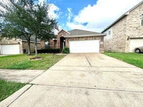 Building Photo - 12111 Redbud Brook Trail