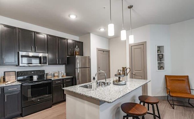 Building Photo - 3 bedroom in Fort Worth TX 76108
