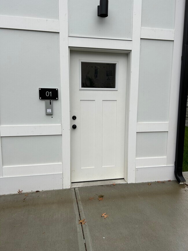 Foto del edificio - 141 Chelmsford St