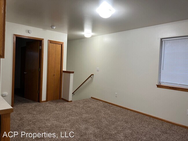 Building Photo - 1 br, 1 bath House - 2443 Valencia St,