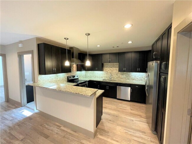 Building Photo - 1512 Forest Trail