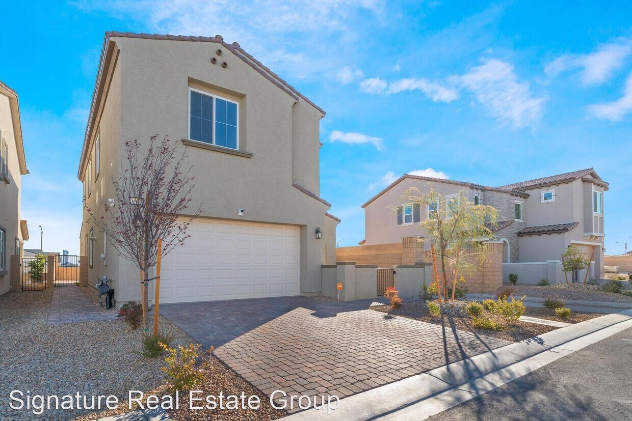 Primary Photo - 4 br, 3 bath House - 8946 Wallner St.
