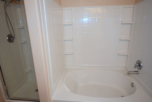 Foto del edificio - Great 3 Bedroom Home