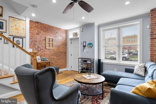 Foto del edificio - 1417 1st St NW