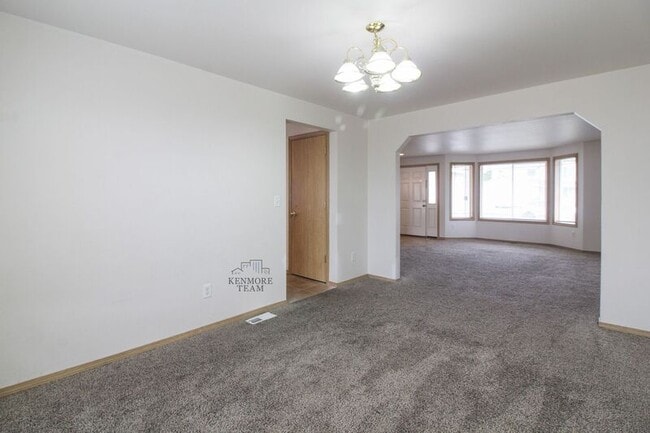 Foto del edificio - 4613 Moline Ln