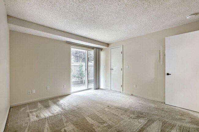Foto del edificio - 9907 NE 124th St