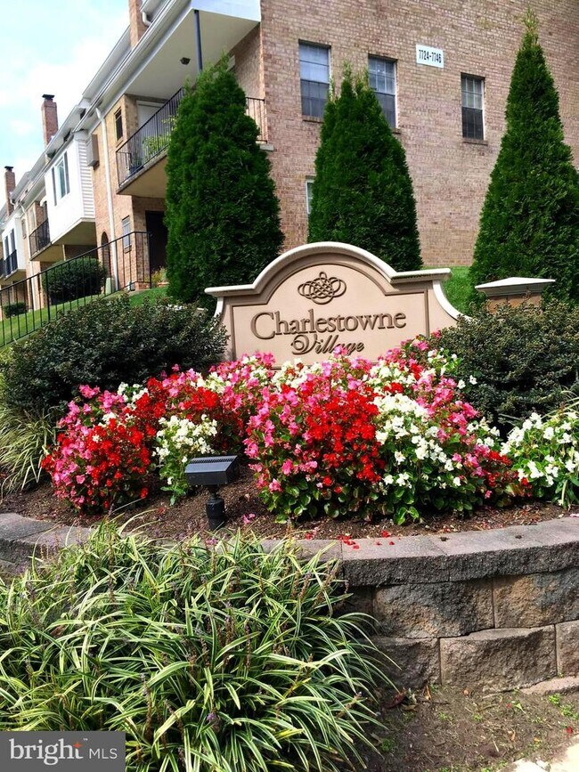Foto del edificio - 7704 Lakecrest Dr