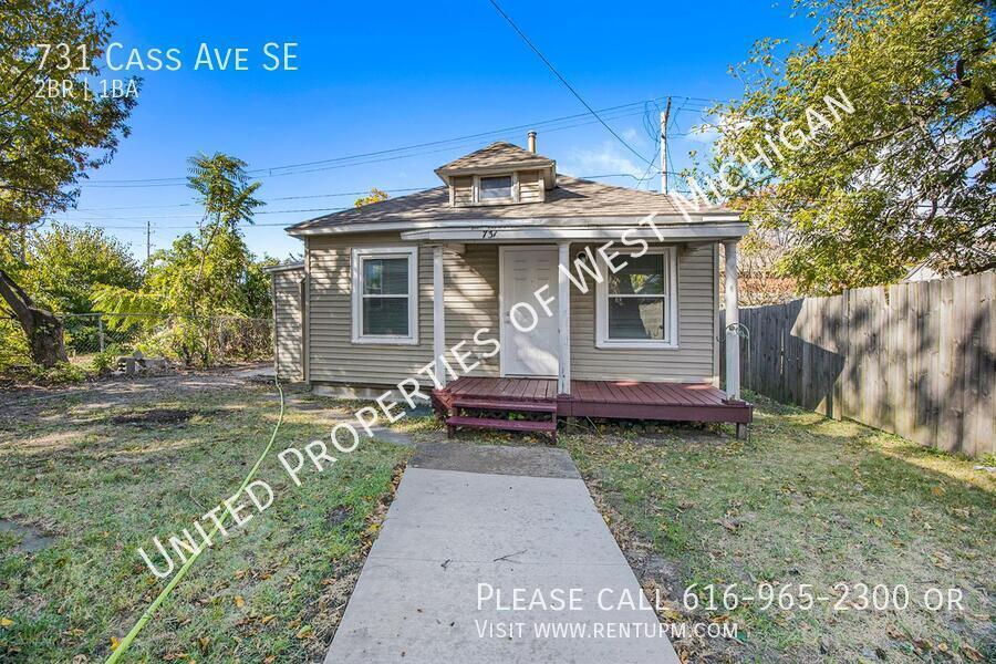 Primary Photo - Available Now | 2 Bedroom 1 Bath Home in t...