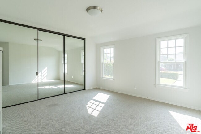 Foto del edificio - 3380 Manning Ct